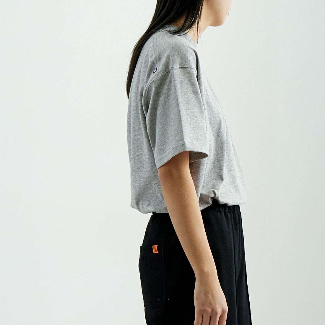 THE NORTH FACE PURPLE LABEL [ザ ノースフェイス パープルレーベル] ショートスリーブフィールドTシャツ [N25SH089] Z MX GRAY &&モデル身長：167cm 着用サイズ：S&&