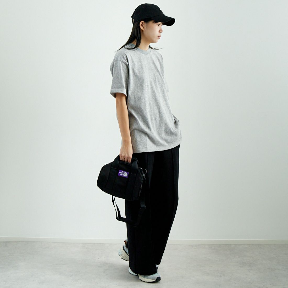 THE NORTH FACE PURPLE LABEL [ザ ノースフェイス パープルレーベル] ショートスリーブフィールドTシャツ [N25SH089] Z MX GRAY &&モデル身長：167cm 着用サイズ：S&&