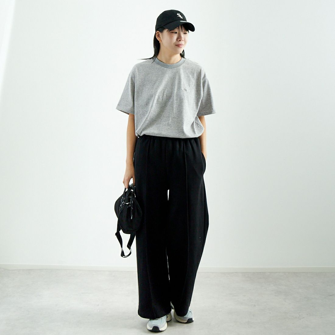 THE NORTH FACE PURPLE LABEL [ザ ノースフェイス パープルレーベル] ショートスリーブフィールドTシャツ [N25SH089] Z MX GRAY &&モデル身長：167cm 着用サイズ：S&&