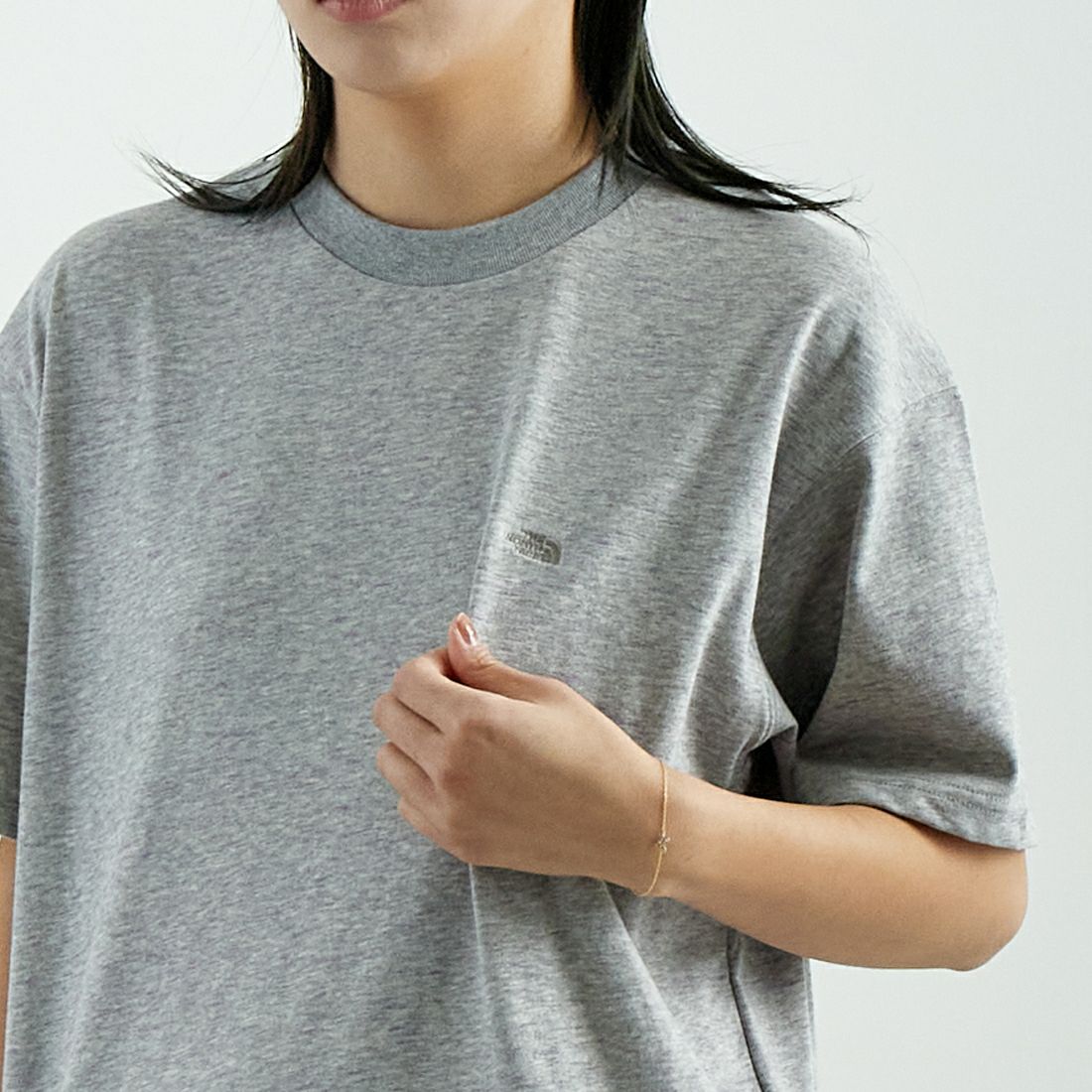THE NORTH FACE PURPLE LABEL [ザ ノースフェイス パープルレーベル] ショートスリーブフィールドTシャツ [N25SH089] Z MX GRAY &&モデル身長：167cm 着用サイズ：S&&