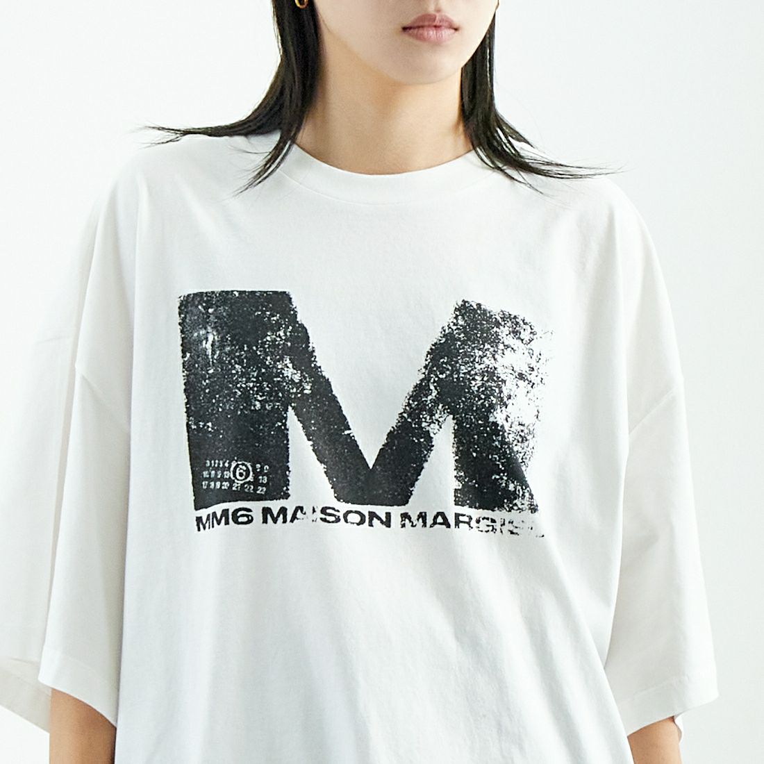 MM6 Maison Margiela [エムエムシックス メゾン マルジェラ] オーバーサイズTシャツ [S52GC0342-S24312] 101 OFF WH &&モデル身長：167cm 着用サイズ：S&&