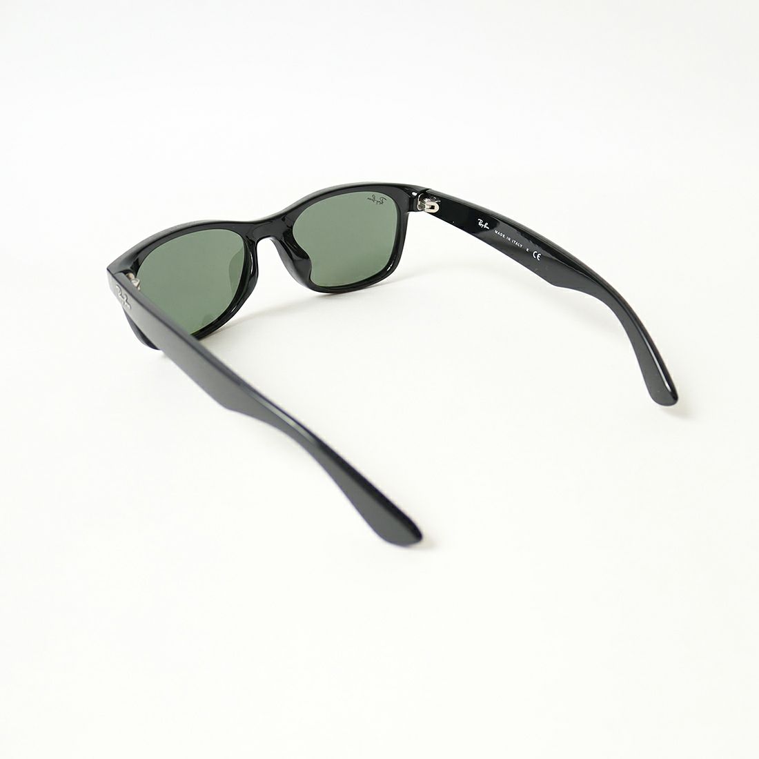 Ray-Ban [レイバン] ニューウェイファーラー/NEW WAYFARER [0RB2132F] 901L