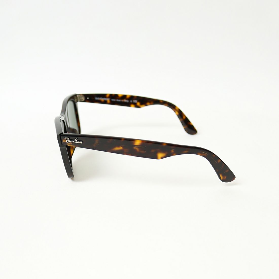 Ray-Ban [レイバン] ウェイファーラー/WAYFARER サングラス [0RB2140F] 902