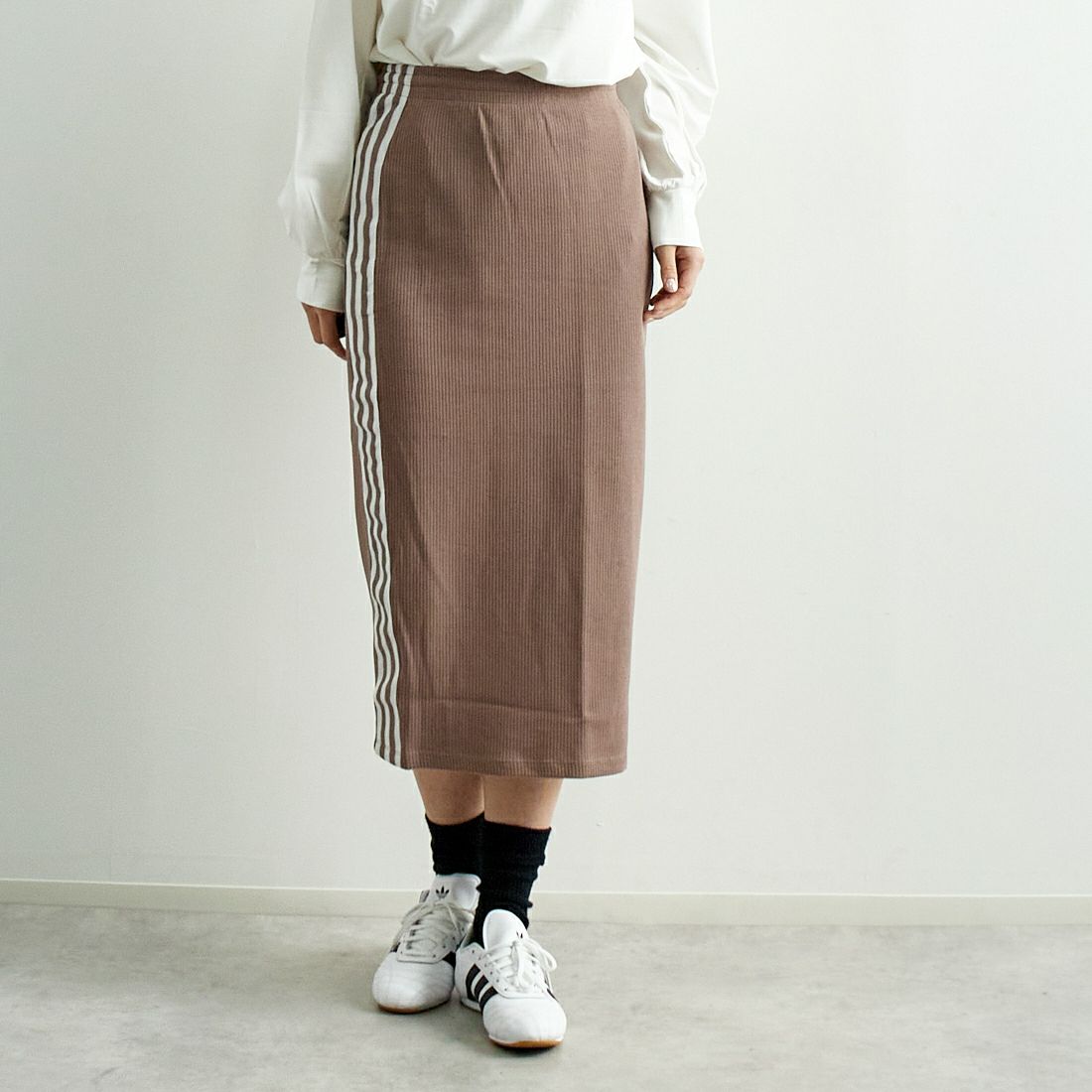 adidas Originals [アディダス オリジナルス] ニットスカート [JUJ62] JD4606 &&モデル身長：167cm 着用サイズ：M&&