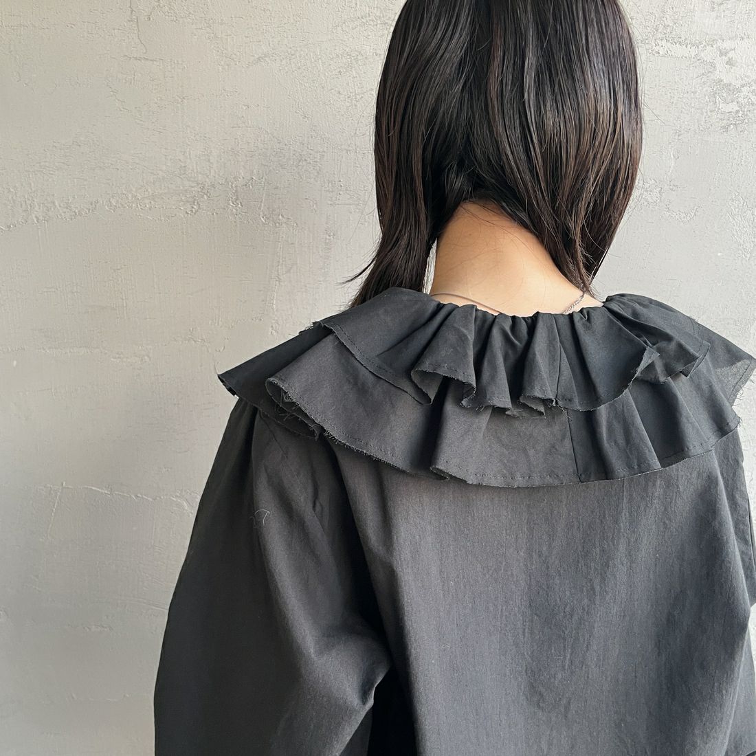 mizuiro ind [ミズイロインド] コットンローン ダブルフリルカラーシャツ [1-230106] 99 BLACK