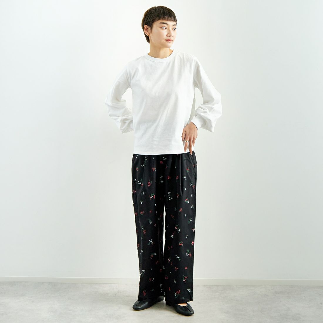 mizuiro ind [ミズイロインド] パフスリーブロングTシャツ [1-210069] 10 WHITE &&モデル身長：160cm 着用サイズ：F&&