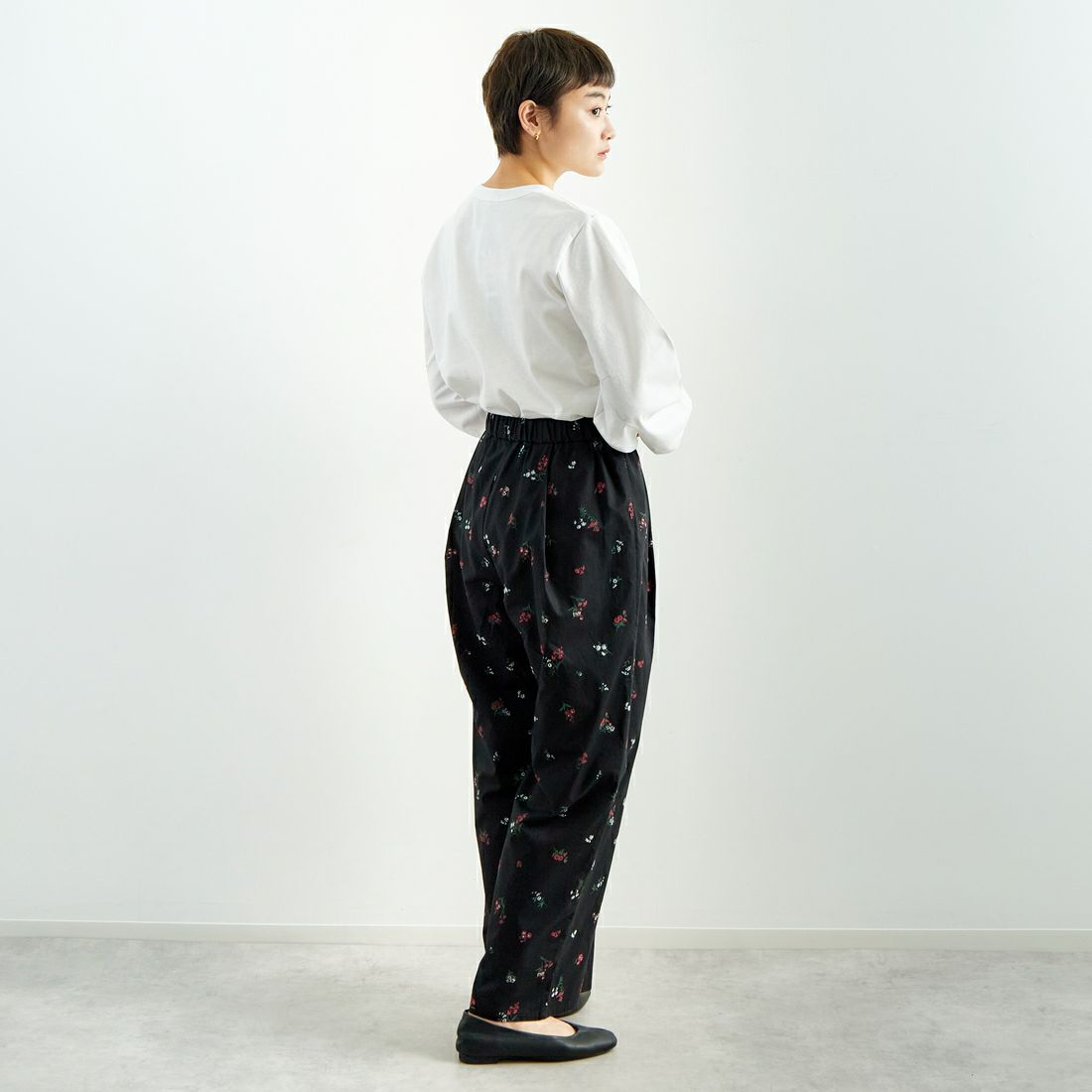mizuiro ind [ミズイロインド] パフスリーブロングTシャツ [1-210069] 10 WHITE &&モデル身長：160cm 着用サイズ：F&&