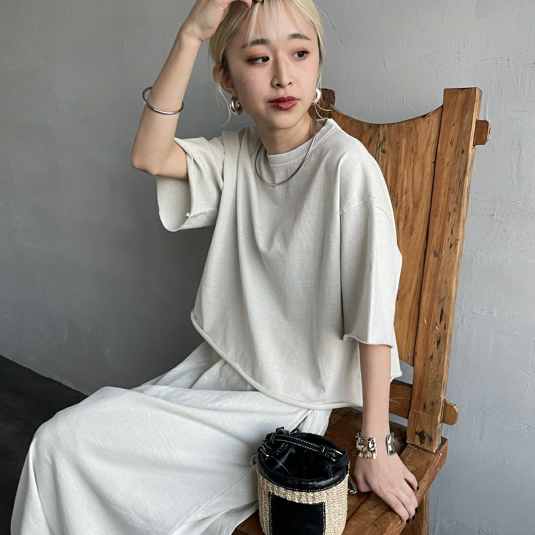ASH GREY&&モデル身長：150cm 着用サイズ：F&&