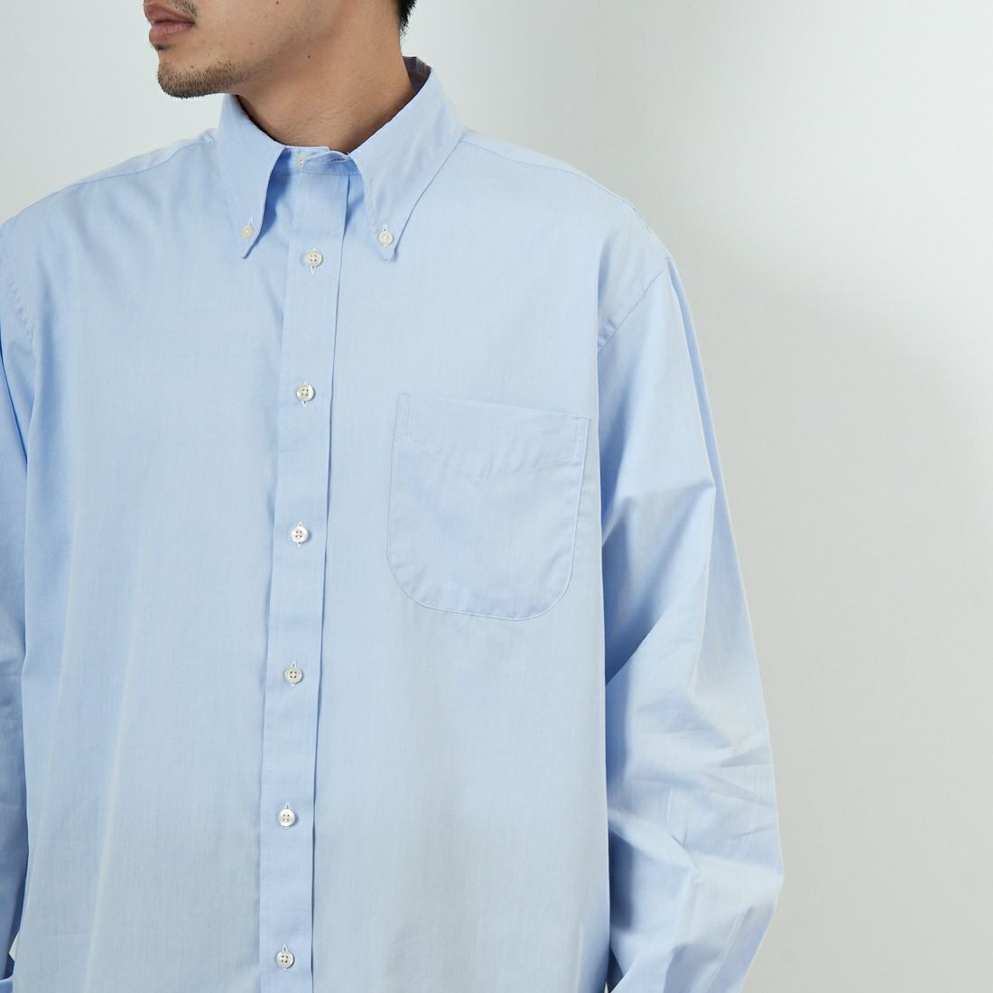 INDIVIDUALIZED SHIRTS [インディビジュアライズド シャツ] 別注 ボタンダウンシャツ [IDS2000001-JF] I21BTO-D &&モデル身長：168cm 着用サイズ：16&&