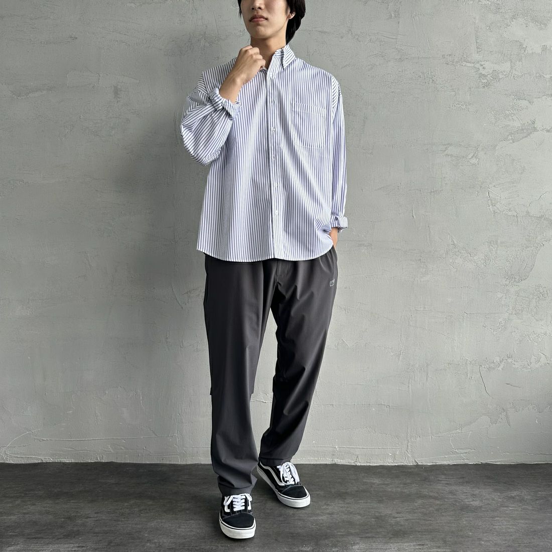 MANHATTAN PORTAGE [マンハッタンポーテージ] 別注 4WAYストレッチ イージーパンツ [25SSMP-IN61-JF] CHARCOAL &&モデル身長：179cm 着用サイズ：L&&