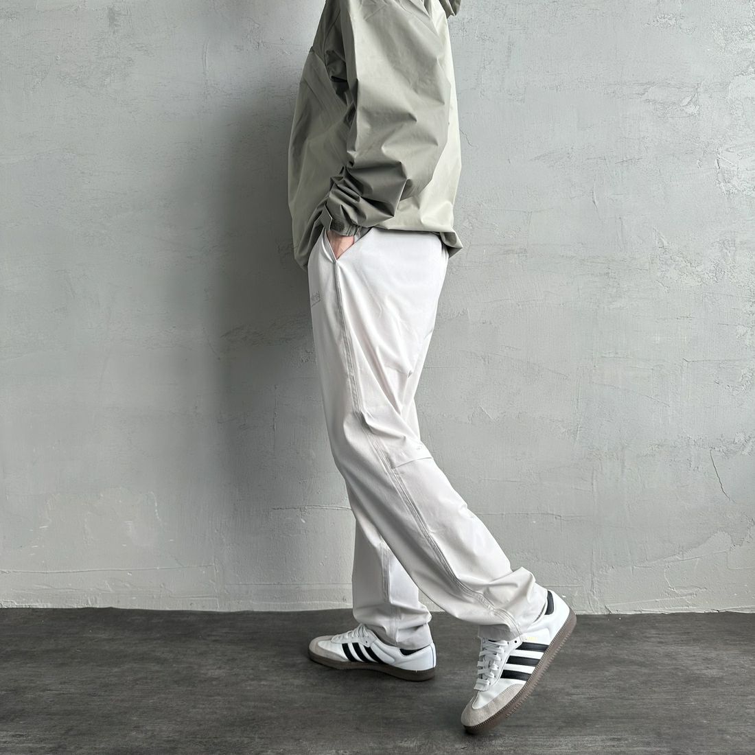 MANHATTAN PORTAGE [マンハッタンポーテージ] 別注 4WAYストレッチ イージーパンツ [25SSMP-IN61-JF] L.GREY &&モデル身長：167cm 着用サイズ：L&&