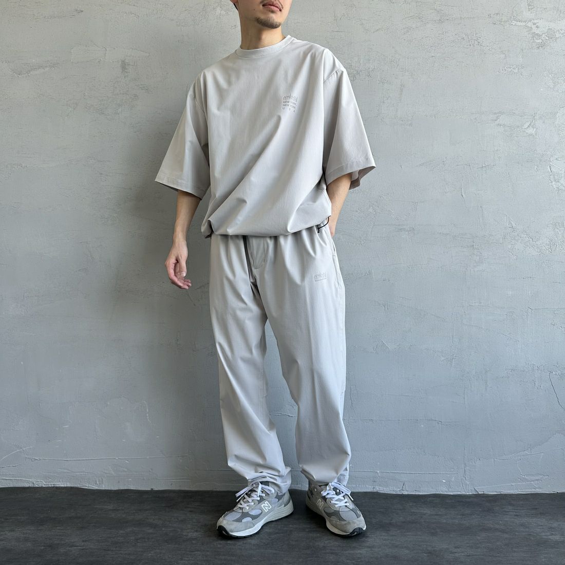 MANHATTAN PORTAGE [マンハッタンポーテージ] 別注 4WAYストレッチ イージーパンツ [25SSMP-IN61-JF] L.GREY &&モデル身長：167cm 着用サイズ：L&&