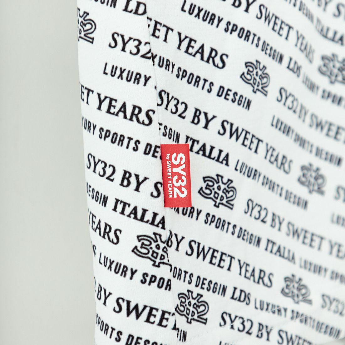 SY32 [エスワイサーティトゥ] グラフィックロングスリーブTシャツ [15029] LOGO