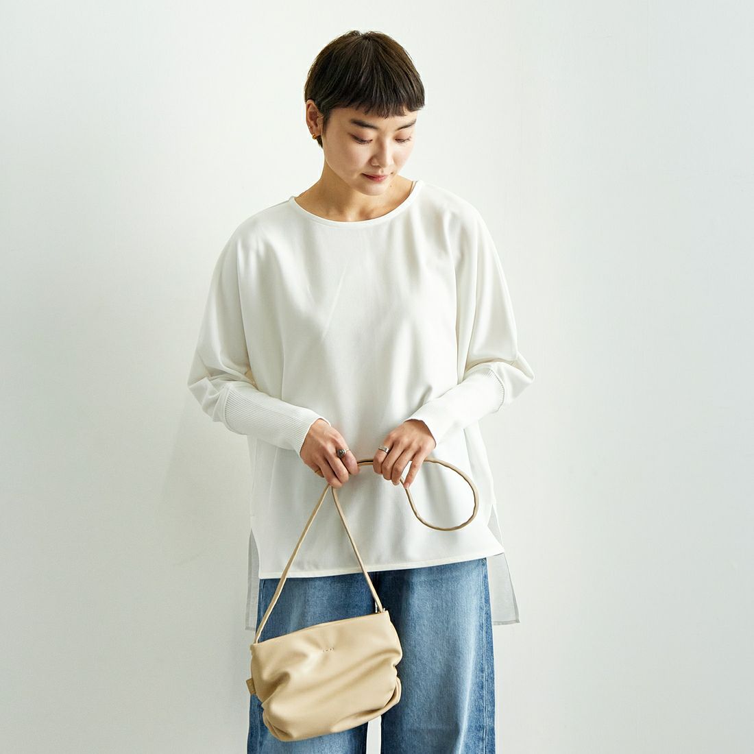 DIGNITE COLLIER [ディニテコリエ] ドルマンジョーゼット ドッキングプルオーバー [80990223] 030 ﾎﾜｲﾄ &&モデル身長：160cm 着用サイズ：F&&