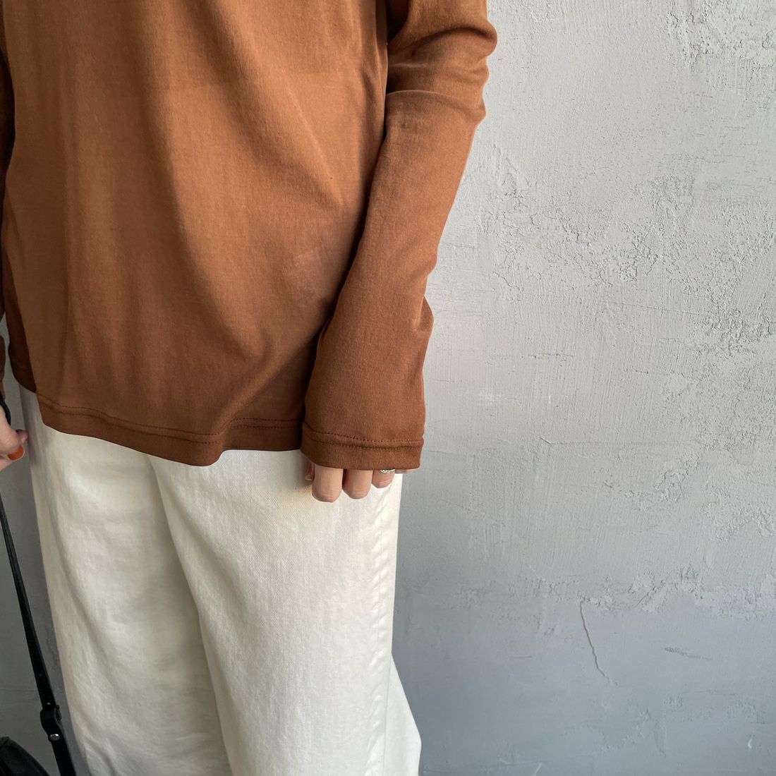 Jeans Factory Clothes [ジーンズファクトリークローズ] インナーシアーTシャツ [21254063] 036 ﾌﾞﾗｳﾝ &&モデル身長：160cm 着用サイズ：F&&