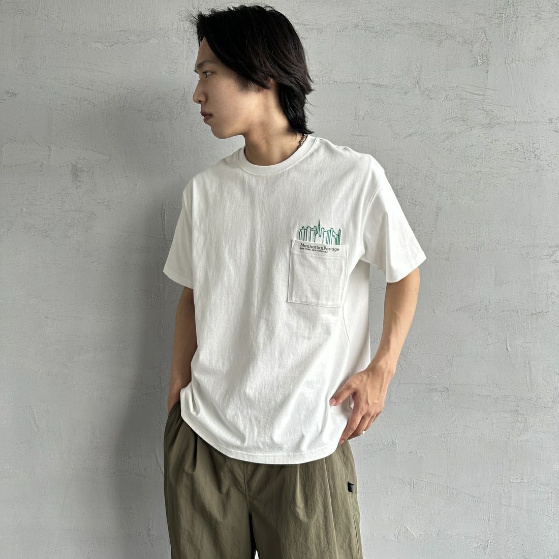 WHITE&&モデル身長：179cm 着用サイズ：L&&