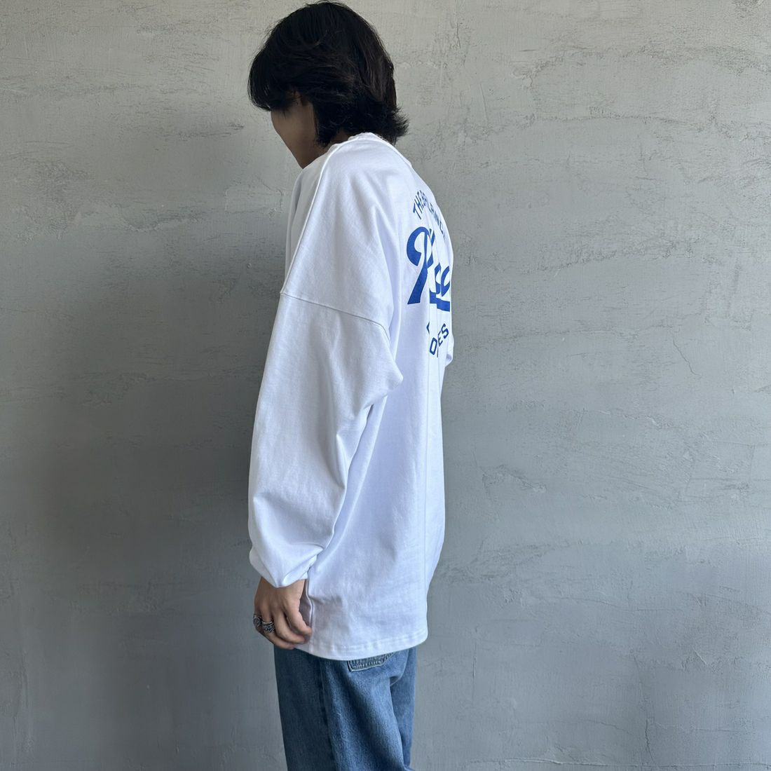 RVCA [ルーカ] クリプトシールド ロングスリーブTシャツ [BF041-152] WHT &&モデル身長：179cm 着用サイズ：XL&&