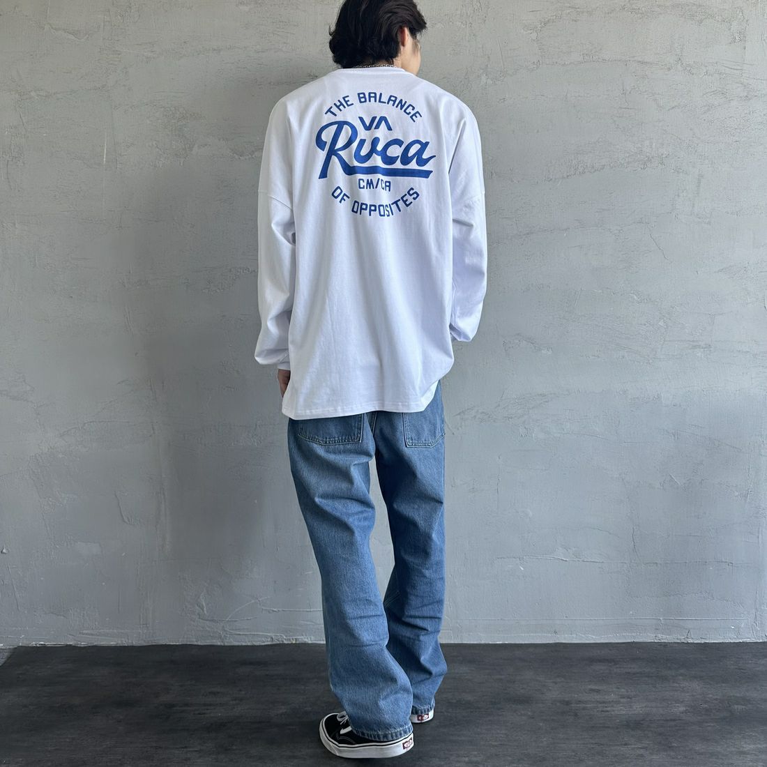 RVCA [ルーカ] クリプトシールド ロングスリーブTシャツ [BF041-152] WHT &&モデル身長：179cm 着用サイズ：XL&&