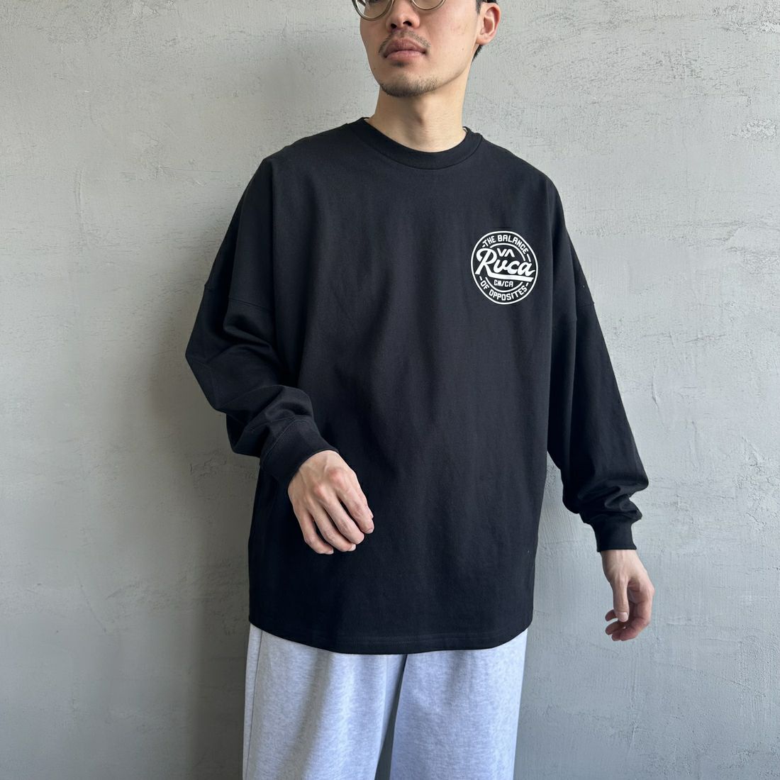 RVCA [ルーカ] クリプトシールド ロングスリーブTシャツ [BF041-152] BLK &&モデル身長：168cm 着用サイズ：M&&