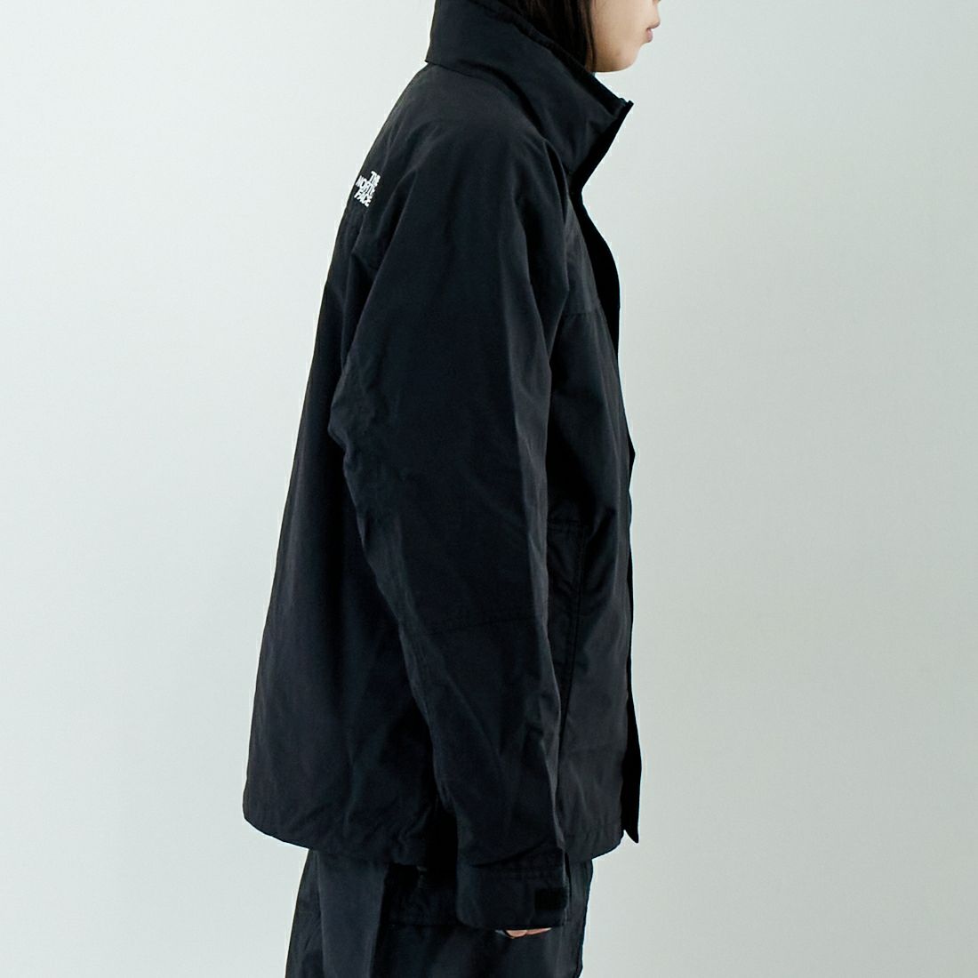THE NORTH FACE [ザ ノースフェイス] ハイドレナウィンドジャケット [NP22550] K &&モデル身長：167cm 着用サイズ：S&&