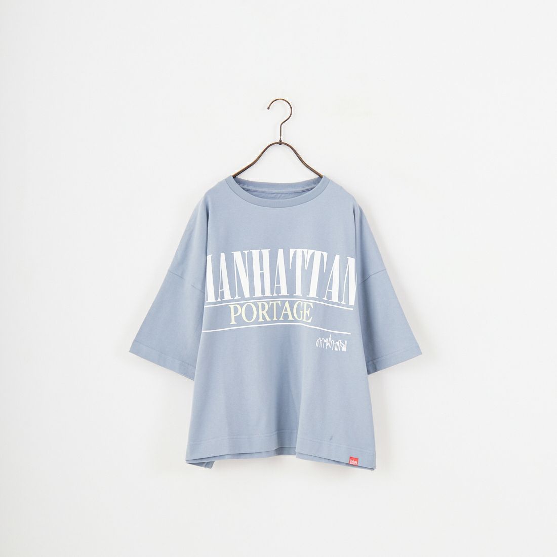 MANHATTAN PORTAGE [マンハッタンポーテージ] 別注 ショート丈 ロゴプリントTシャツ [25SSMP-INL015-JF] GRAY