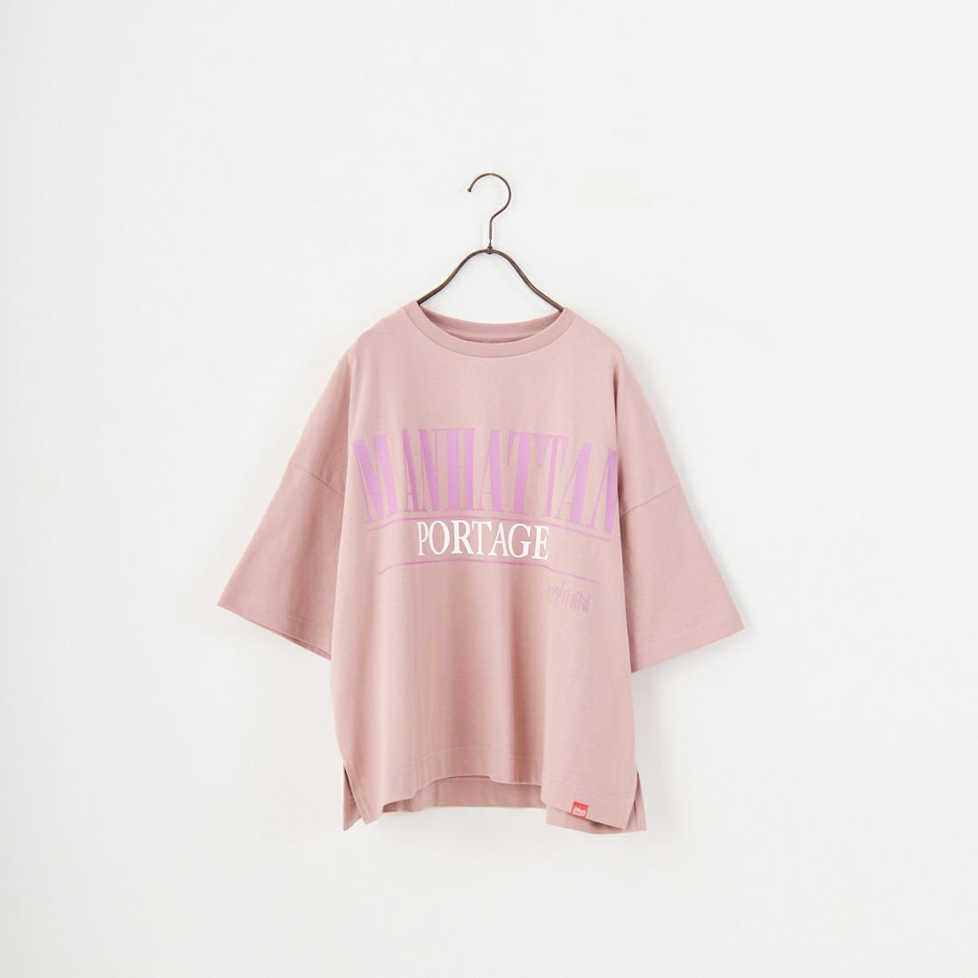 MANHATTAN PORTAGE [マンハッタンポーテージ] 別注 ショート丈 ロゴプリントTシャツ [25SSMP-INL015-JF] PINK