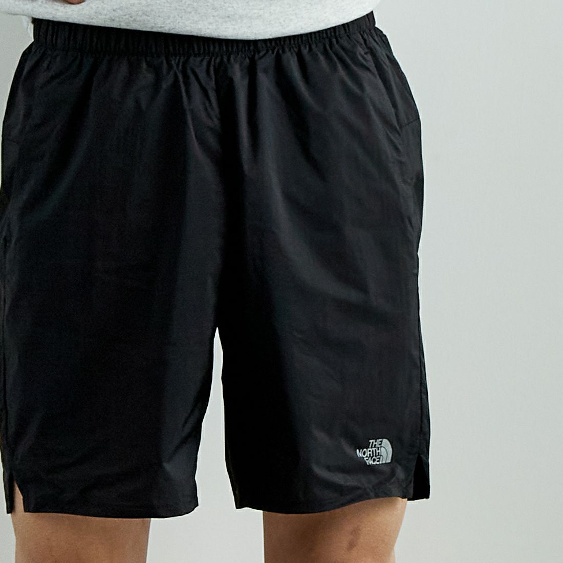 THE NORTH FACE [ザ ノースフェイス] スワローテイルベントハーフパンツ [NB42383] K &&モデル身長：179cm 着用サイズ：L&&
