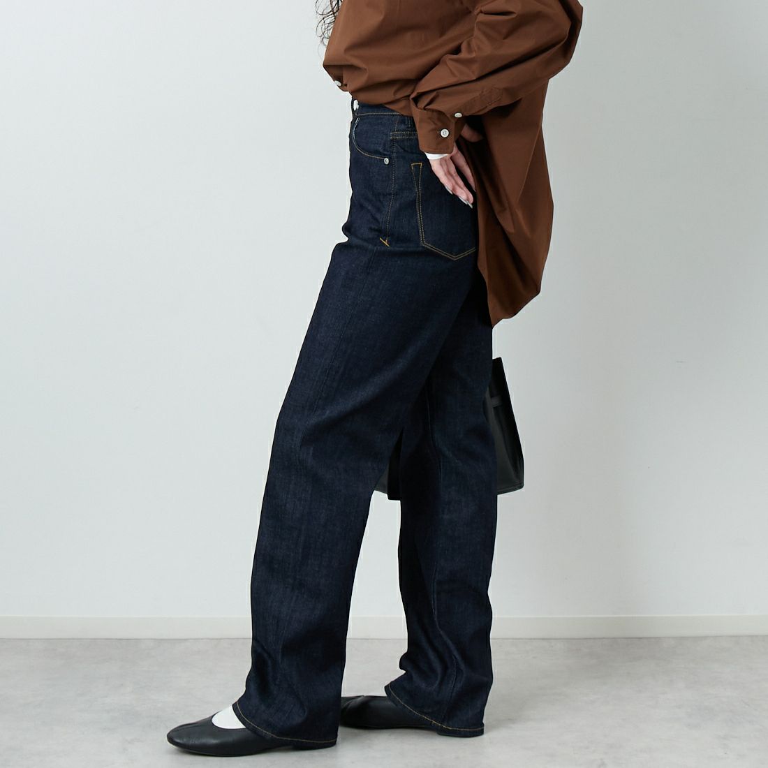 YANUK [ヤヌーク] ボーイズストレート LEA [57142230] OWI &&モデル身長：162cm 着用サイズ：24&&