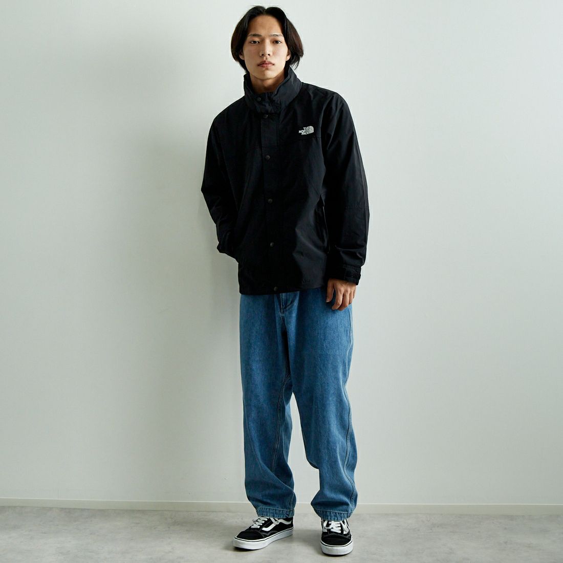 THE NORTH FACE PURPLE LABEL [ザ ノースフェイス パープルレーベル] デニムワイドテーパードフィールドパンツ [N25SC108] IB ID BLEA &&モデル身長：179cm 着用サイズ：32&&