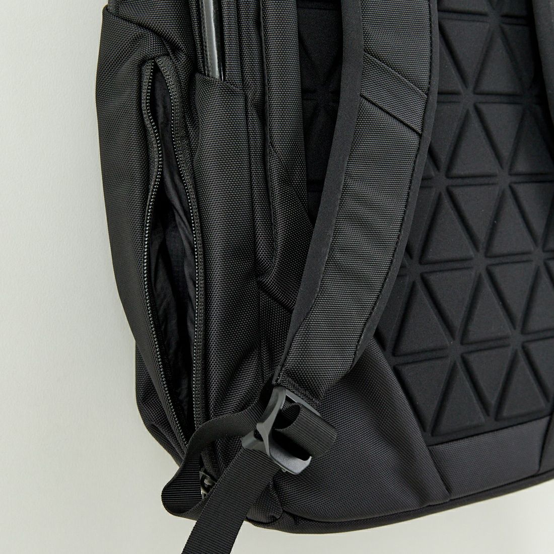 THE NORTH FACE [ザ ノースフェイス] シャトルデイパック [NM82329] K