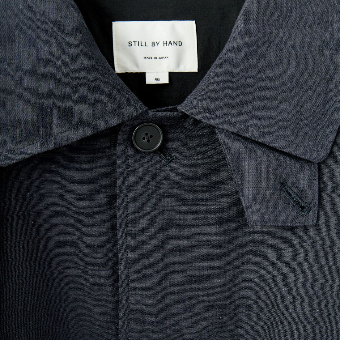 STILL BY HAND [スティルバイハンド] リネンコットンハーフコート [CO01251] NAVY