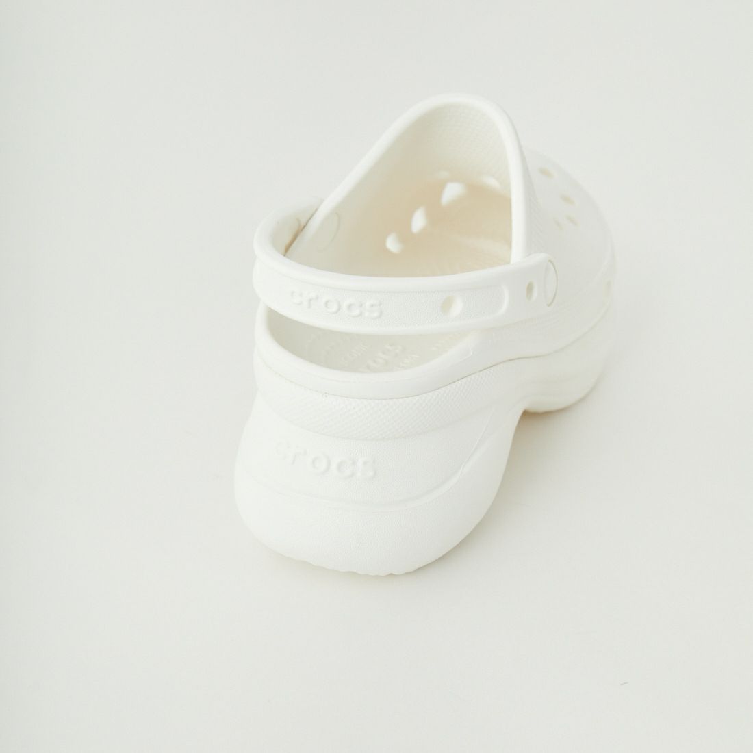 Crocs [クロックス] クラシックベイクロッグ [206302] WHITE