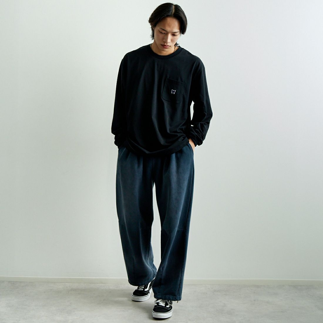 Needles [ニードルズ] ロングスリーブクルーネックTシャツ [QV361] C BLACK &&モデル身長：179cm 着用サイズ：L&&