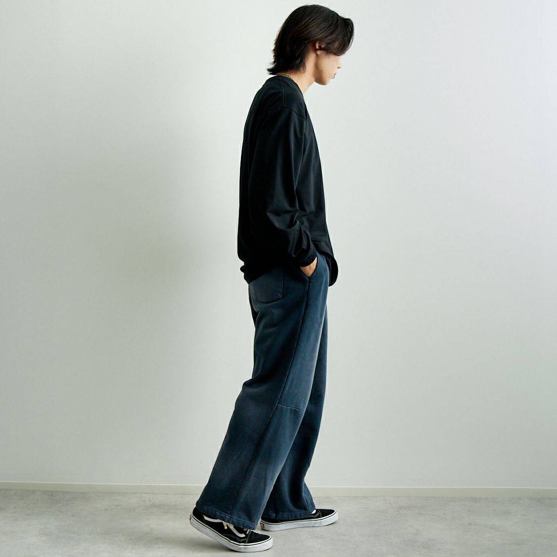 Needles [ニードルズ] ロングスリーブクルーネックTシャツ [QV361] C BLACK &&モデル身長：179cm 着用サイズ：L&&