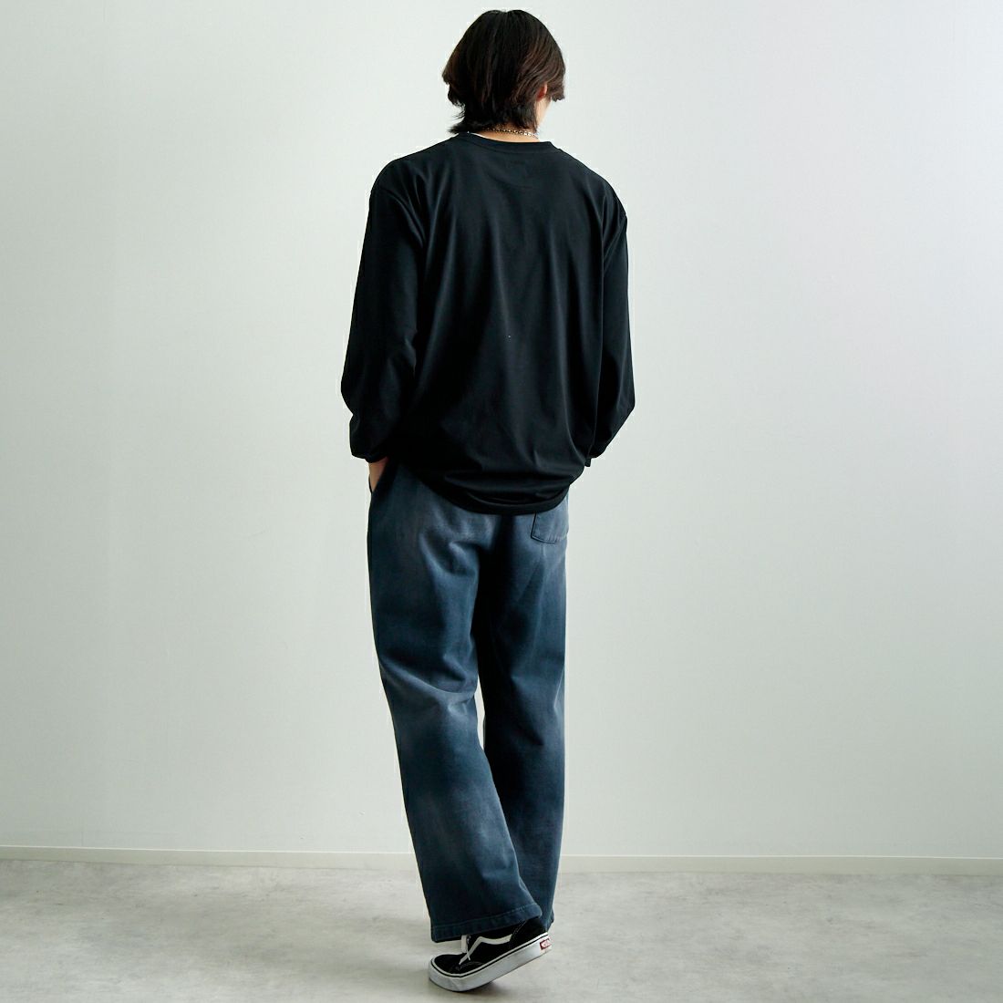 Needles [ニードルズ] ロングスリーブクルーネックTシャツ [QV361] C BLACK &&モデル身長：179cm 着用サイズ：L&&