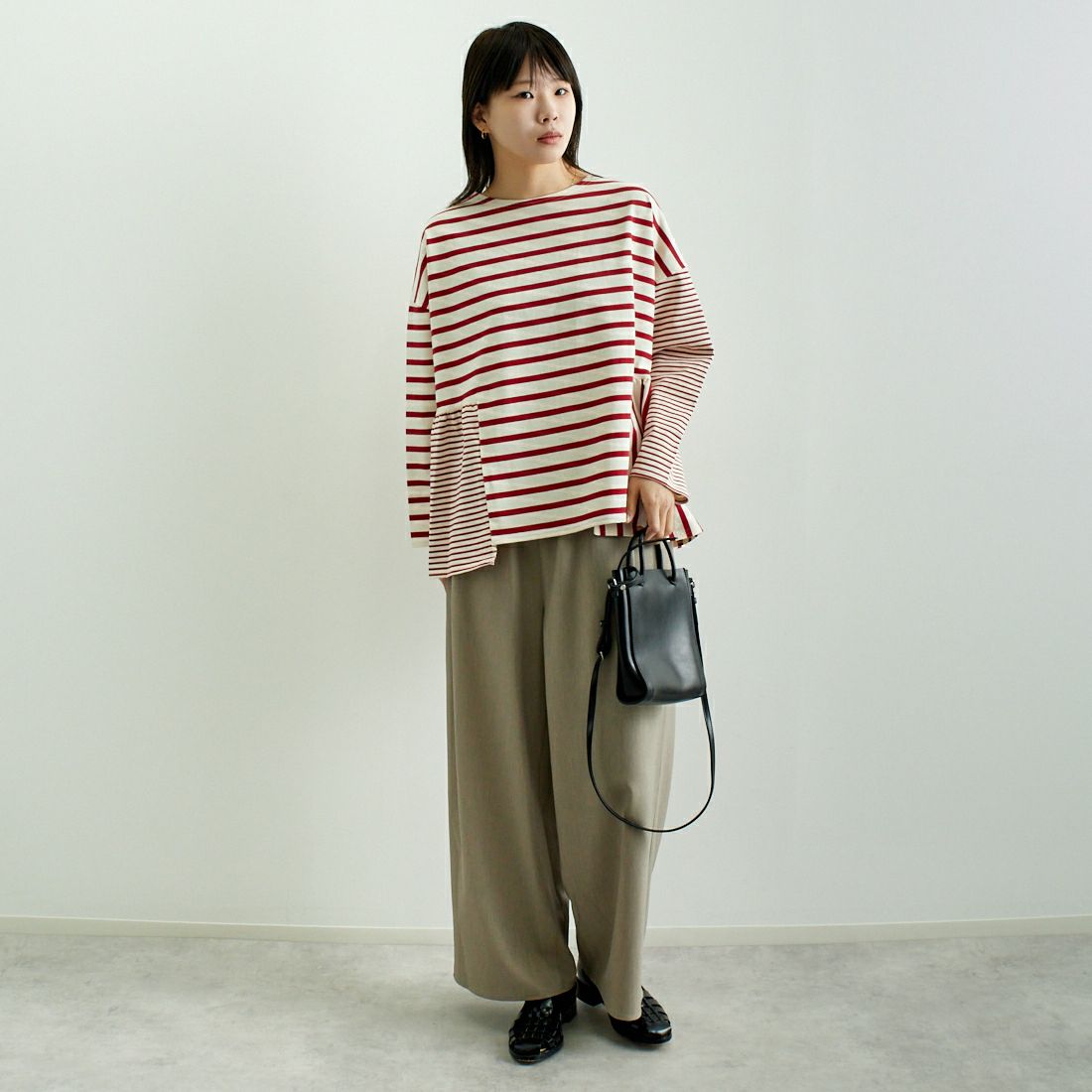 tumugu: [ツムグ] ピッチミックスボーダー プルオーバー [TC24411] 50 RED &&モデル身長：167cm 着用サイズ：F&&