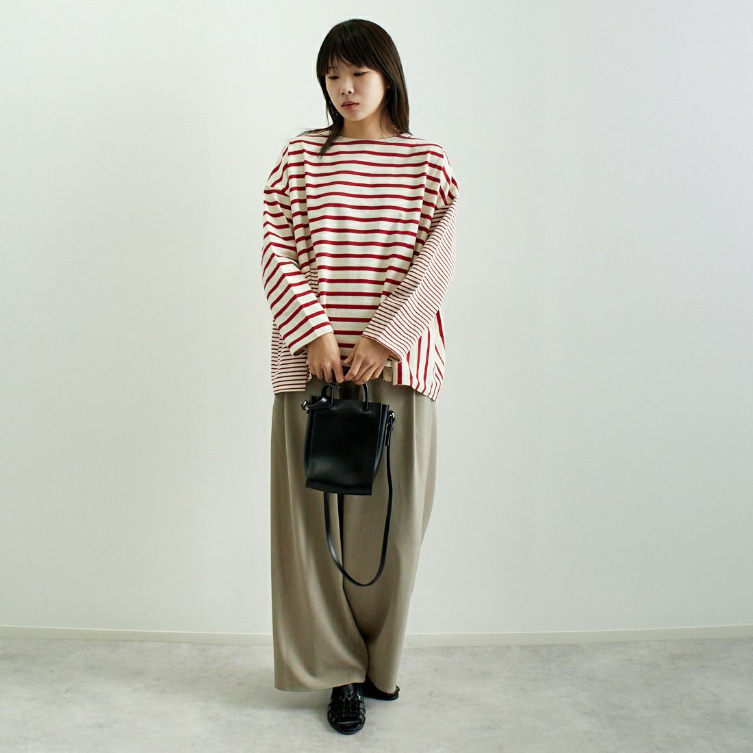 tumugu: [ツムグ] ピッチミックスボーダー プルオーバー [TC24411] 50 RED &&モデル身長：167cm 着用サイズ：F&&