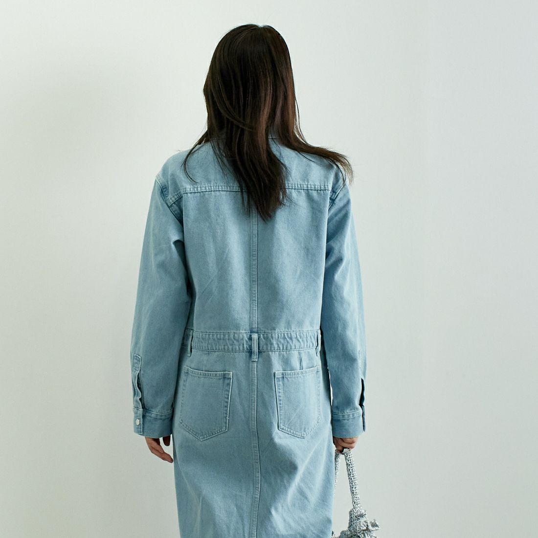 MICA&DEAL [マイカアンドディール] デニムワンピース [0125104024] L/BLUE &&モデル身長：167cm 着用サイズ：F&&
