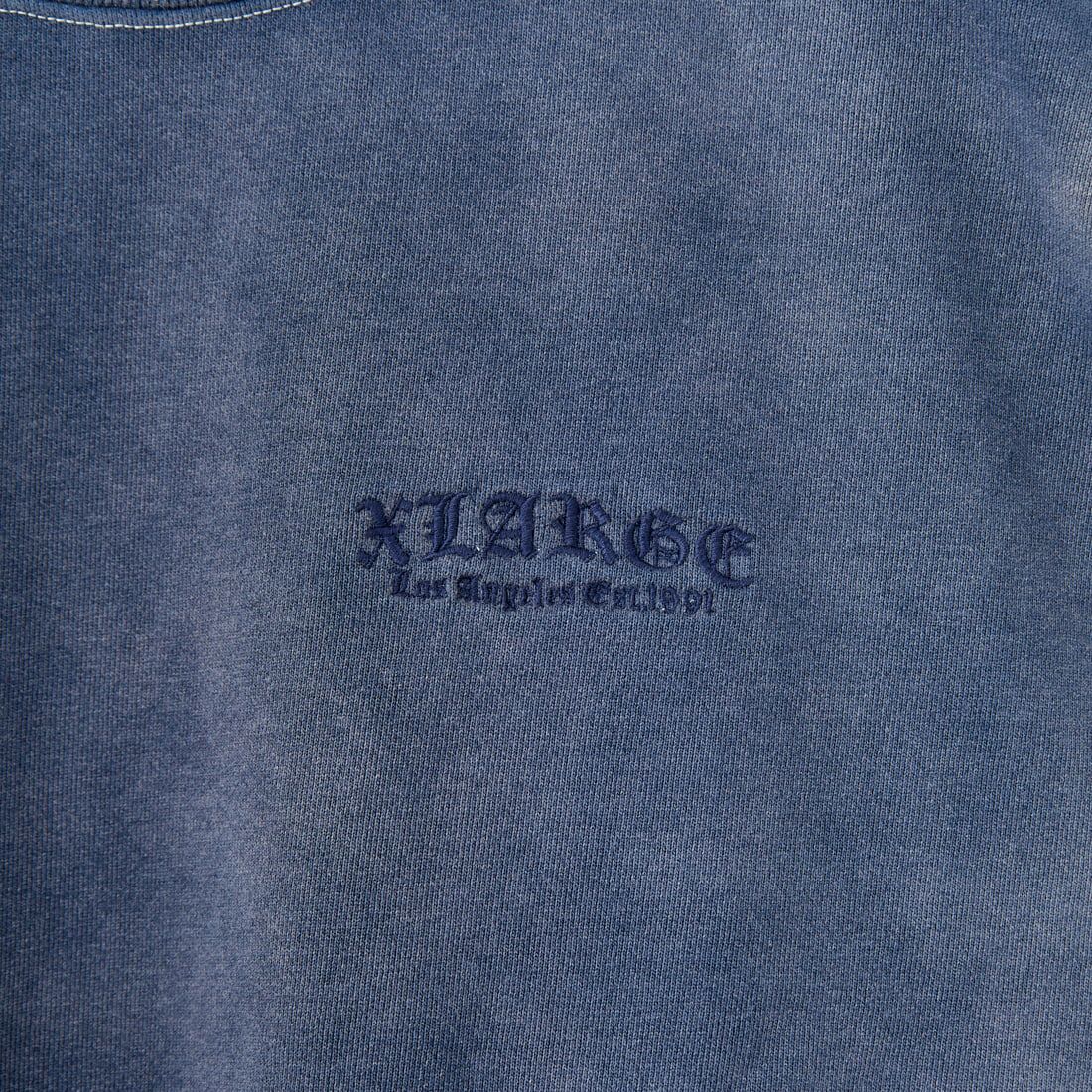 XLARGE [エクストララージ] OLD ENGLISH BLEACHED クルーネックスウェットシャツ [101244012012] NAVY