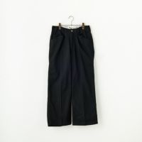 01 BLACK