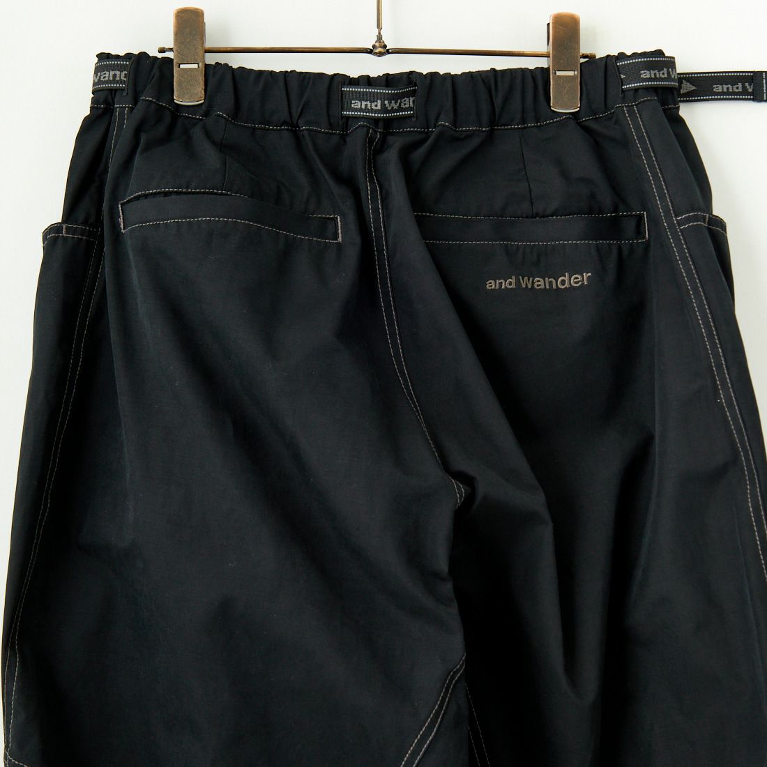 and wander [アンドワンダー] ハイカウントクロスワイドパンツ [5745182104] BLACK