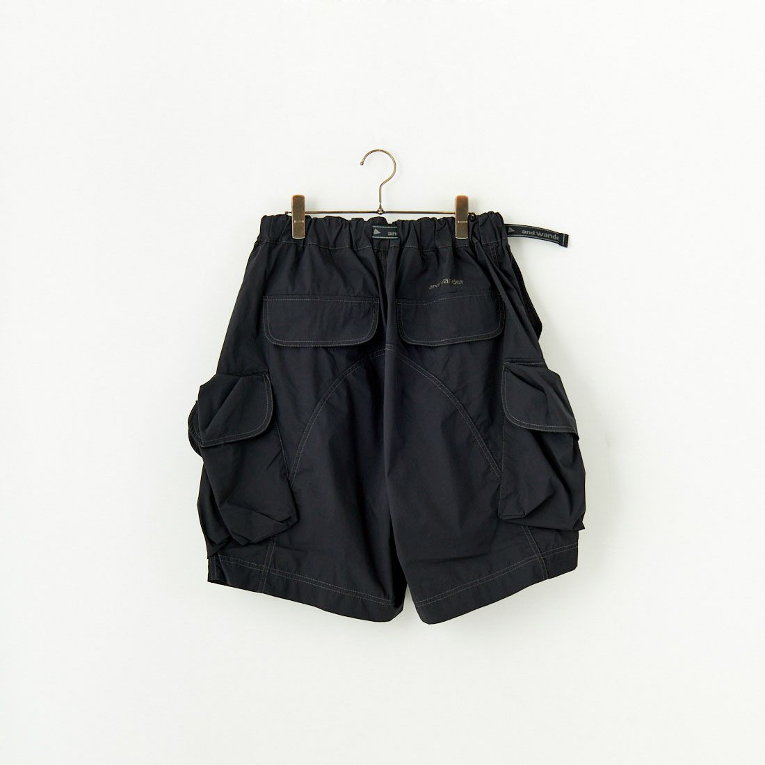and wander [アンドワンダー] マルチポケットショートパンツ [5745182070] BLACK