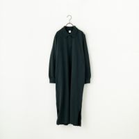 04 F.BLACK