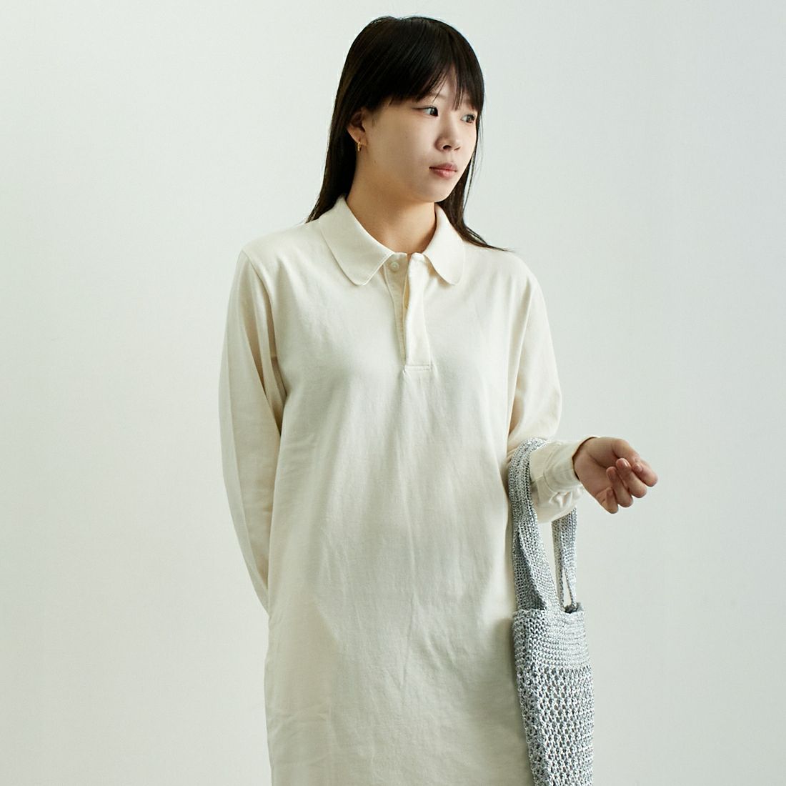 blurhms ROOTSTOCK [ブラームス ルーツストック] クラシック ラグビードレス [BROOTS25S002W] 01 D.IVORY &&モデル身長：167cm 着用サイズ：0&&