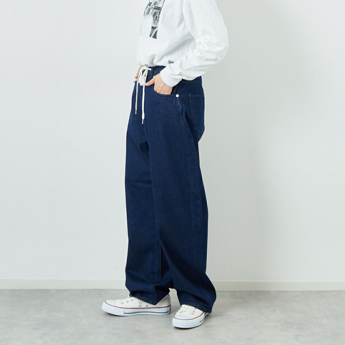 Noir Fabrik [ヌワールファブリック] カーブイージーデニムパンツ [NF-251-008] ONE WASH &&モデル身長：160cm 着用サイズ：S&&