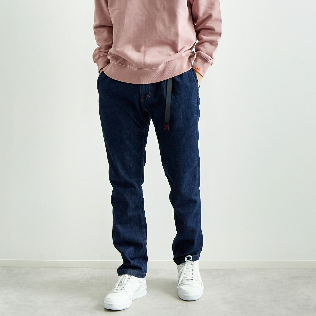 GRAMiCCi [グラミチ] ストレッチデニム NNパンツクロップド [GMP5-SJP05] ONE WASH &&モデル身長：179cm 着用サイズ：L&&
