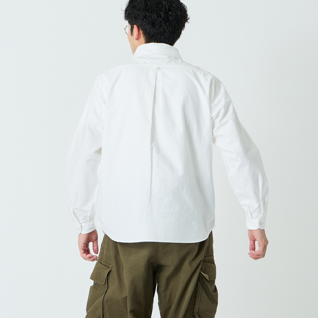 DANTON [ダントン] オックスフォード ラウンドカラーシャツ [DT-B0282SOX] WHITE &&モデル身長：168cm 着用サイズ：38&&