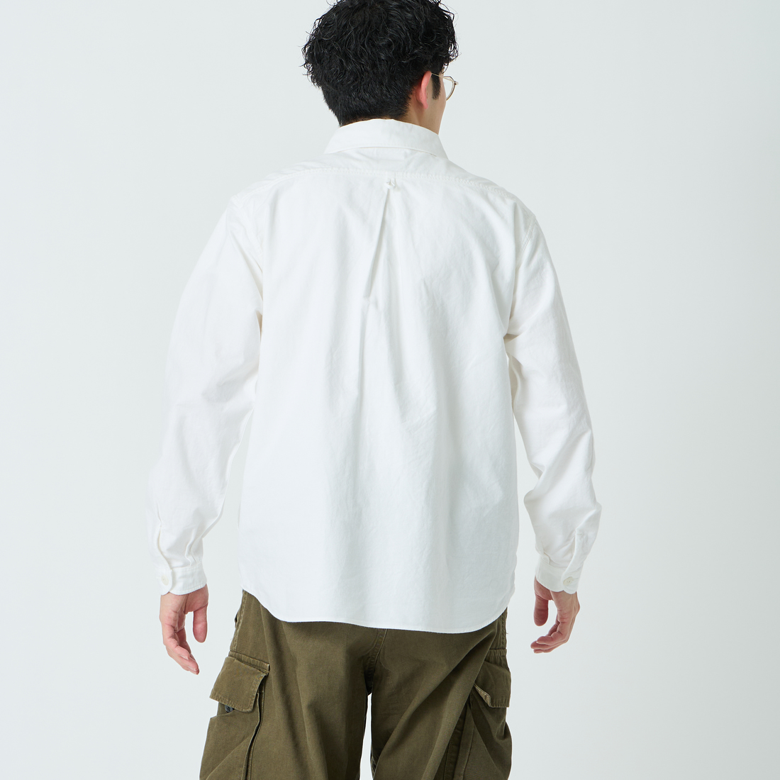 DANTON [ダントン] オックスフォード ラウンドカラーシャツ [DT-B0282SOX] WHITE &&モデル身長：168cm 着用サイズ：38&&