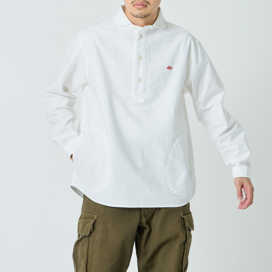 DANTON [ダントン] オックスフォード ラウンドカラーシャツ [DT-B0282SOX] WHITE &&モデル身長：168cm 着用サイズ：38&&