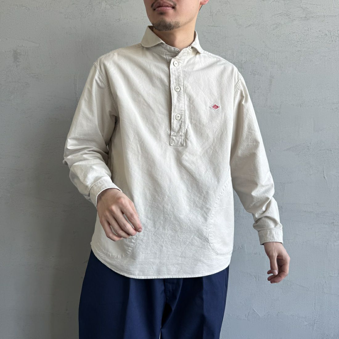 DANTON [ダントン] オックスフォード ラウンドカラーシャツ [DT-B0282SOX] OYSTER &&モデル身長：168cm 着用サイズ：40&&